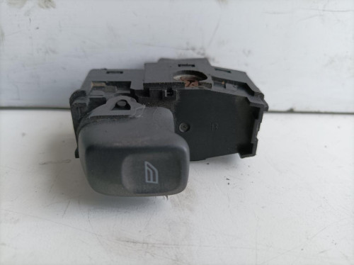  MANDO ELEVALUNAS TRASERO DERECHO VOLVO S80 BERLINA 
