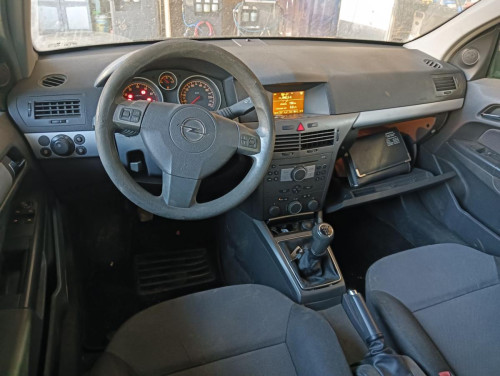 OPEL ASTRA H BERLINA — автомобиль-донор на запчасти 