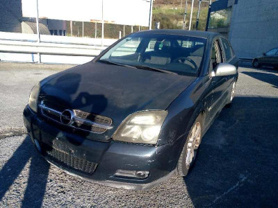 OPEL VECTRA C BERLINA