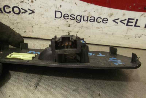  MANDO ELEVALUNAS TRASERO DERECHO HONDA CR-V (RD8) 