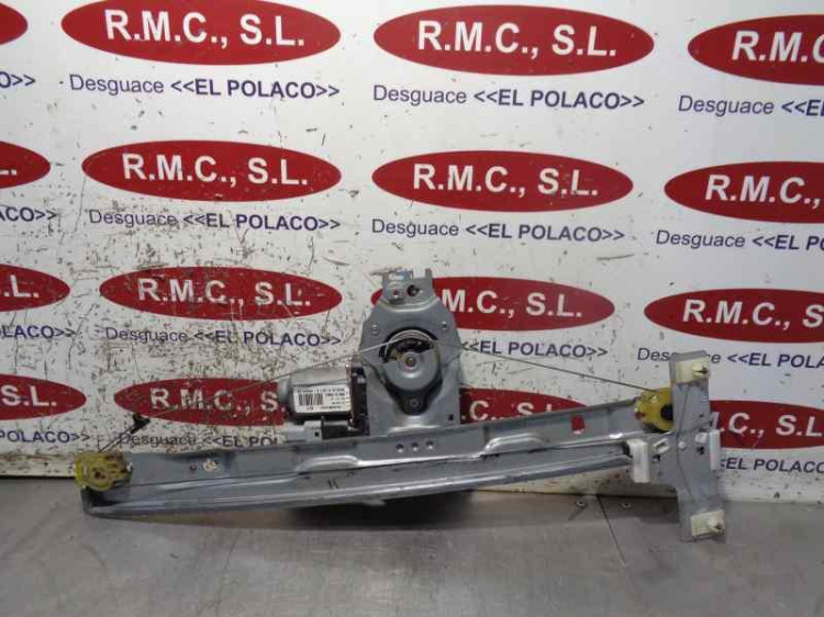 ELEVALUNAS DELANTERO IZQUIERDO
