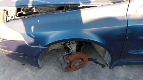 RENAULT LAGUNA (B56) — vehículo donante para recambios 