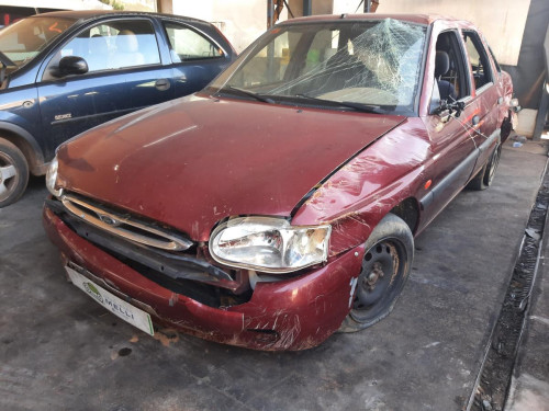  FORD ESCORT BERL./TURNIER 