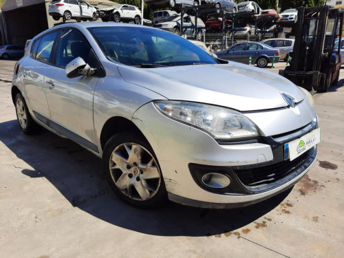 RENAULT MEGANE III BERLINA 5P — автомобиль-донор на запчасти 