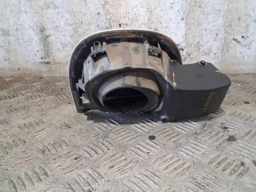 TAPA EXTERIOR COMBUSTIBLE 