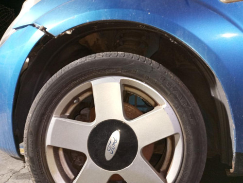 PASO RUEDA DELANTERO IZQUIERDO Ford FIESTA (CBK) 