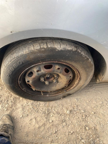 LLANTA Volkswagen POLO IV (9N3) 