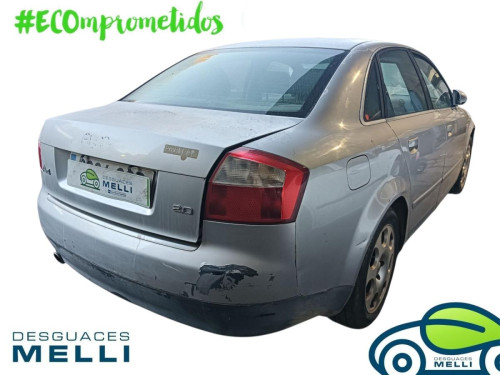  AUDI A4 BERLINA (8E) 