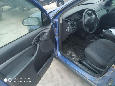 FORD FOCUS BERLINA (CAK)