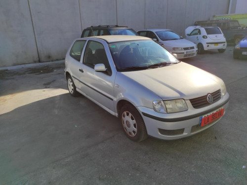 VOLKSWAGEN POLO III BERLINA (6N2) — vehículo donante para recambios 