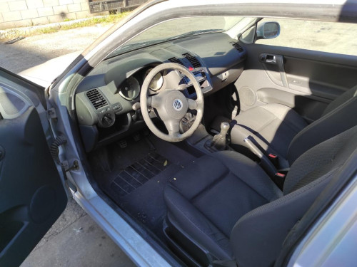 VOLKSWAGEN POLO III BERLINA (6N2) — vehículo donante para recambios 
