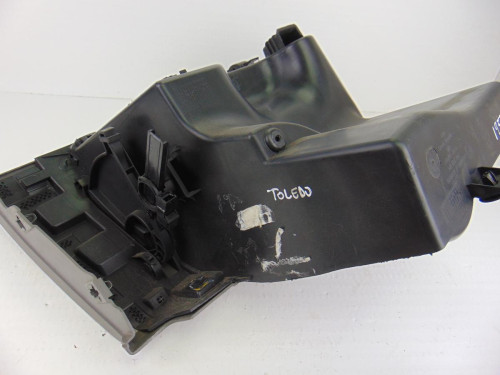  GUANTERA SEAT TOLEDO (KG3) 