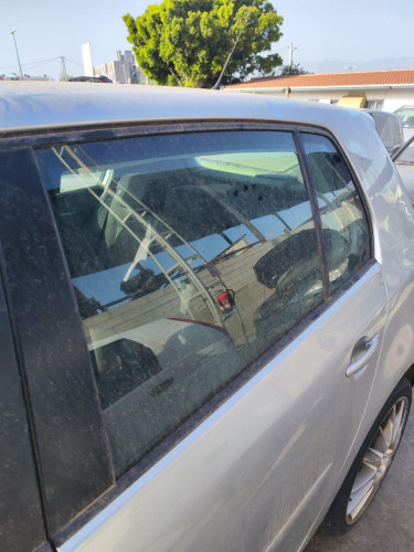 LUNA TRASERA IZQUIERDA Volkswagen GOLF V (1K1)(10.2003) 