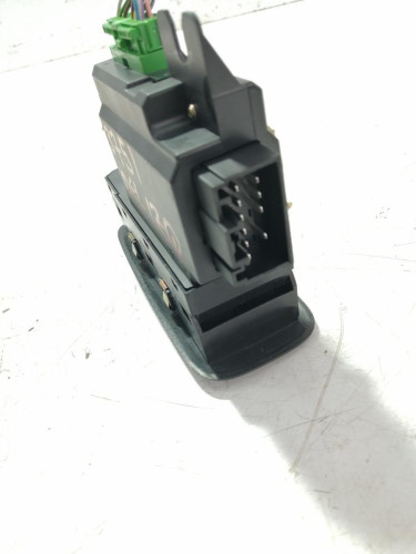  MANDO ELEVALUNAS DELANTERO IZQUIERDO VOLVO XC70 