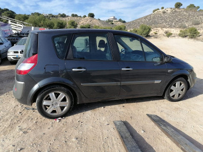 RENAULT SCENIC II (JM)