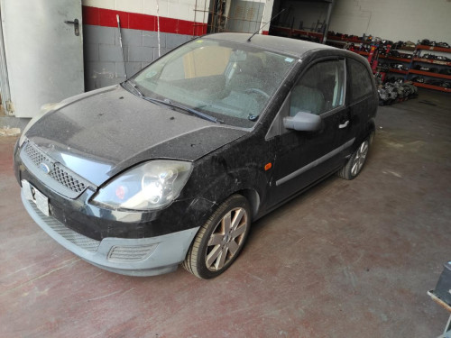 FORD FIESTA (CBK) — vehículo donante para recambios 