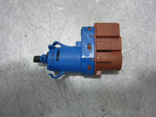  INTERRUPTOR FIAT 500L (330) 