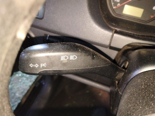 MANDO INTERMITENTES Volkswagen POLO IV (9N1) 