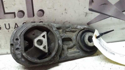 SOPORTE MOTOR TRASERO