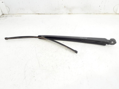 BRAZO LIMPIA TRASERO SEAT TOLEDO (KG3) 