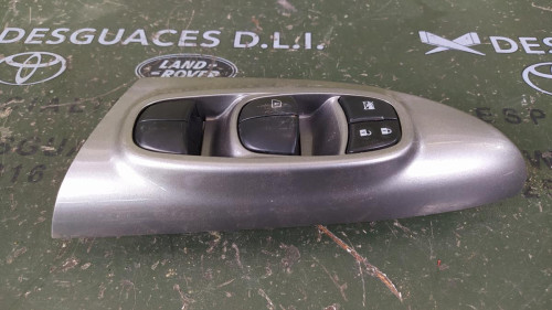  MANDO ELEVALUNAS DELANTERO IZQUIERDO NISSAN JUKE (F15E) 