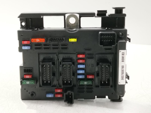  CAJA RELES / FUSIBLES Citroen XSARA PICASSO 
