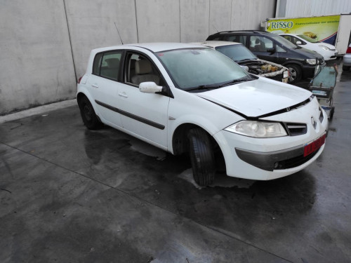 RENAULT MEGANE II BERLINA 5P — vehículo donante para recambios 