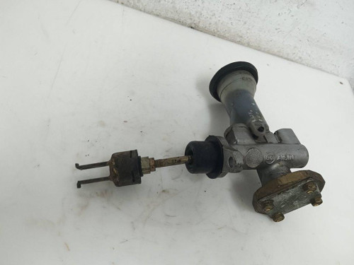 BOMBA EMBRAGUE Toyota LAND CRUISER (J9) 