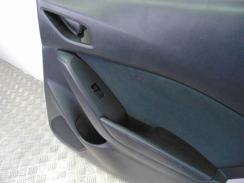  GUARNECIDO PUERTA TRASERA DERECHA MAZDA 3 BERLINA / SEDÁN (BM/BN) 