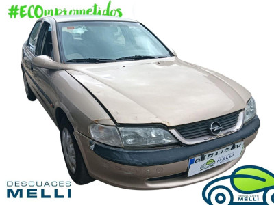 OPEL VECTRA B BERLINA