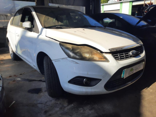  FORD FOCUS BERLINA (CB4) 
