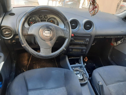 SEAT CORDOBA BERLINA (6L2) — vehículo donante para recambios 