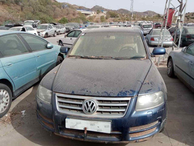 VOLKSWAGEN TOUAREG (7LA)