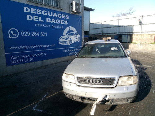  AUDI A6 BERLINA (4B2) 