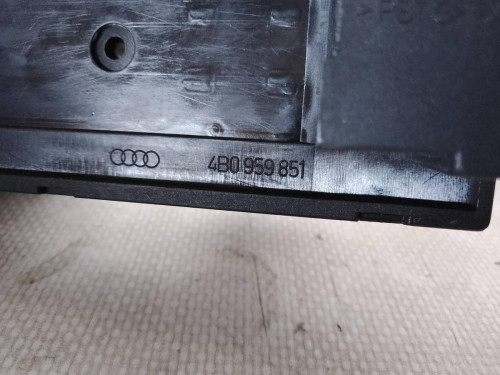 MANDO ELEVALUNAS DELANTERO IZQUIERDO Audi A3 (8L) 
