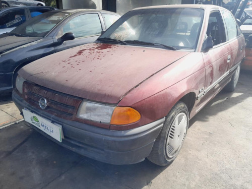  OPEL ASTRA F BERLINA 