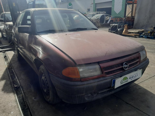 OPEL ASTRA F BERLINA 