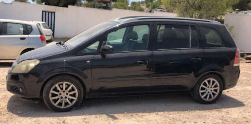 OPEL ZAFIRA B — автомобиль-донор на запчасти 