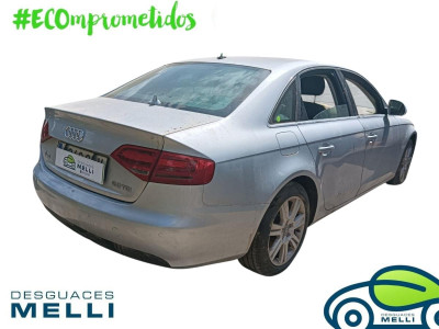 AUDI A4 BERLINA (8K2)