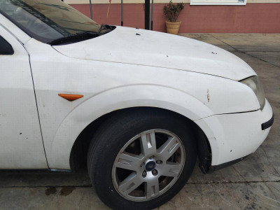 ALETA DELANTERA DERECHA Ford Mondeo Berlina (GE)(2000->)