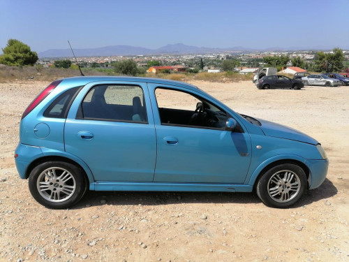 OPEL CORSA C — автомобиль-донор на запчасти 