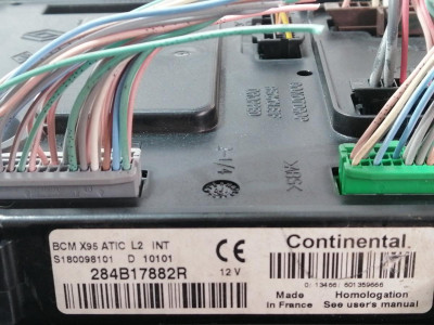 CAJA RELES / FUSIBLES, RENAULT, MEGANE III BERLINA 5P