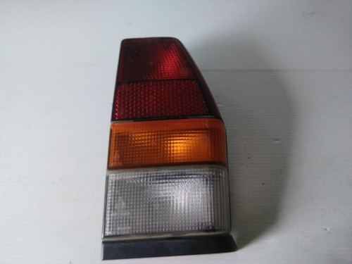  PILOTO TRASERO DERECHO 