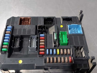 CAJA RELES / FUSIBLES, PEUGEOT, 208