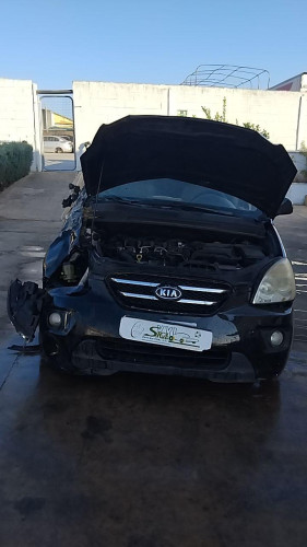 Kia Carens (UN)(2007->) — автомобиль-донор на запчасти 