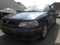 VOLVO S40 BERLINA