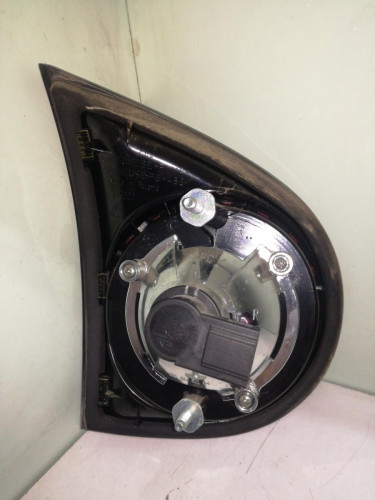 PILOTO TRASERO DERECHO INTERIOR Volkswagen GOLF V (1K1)(10.2003) 