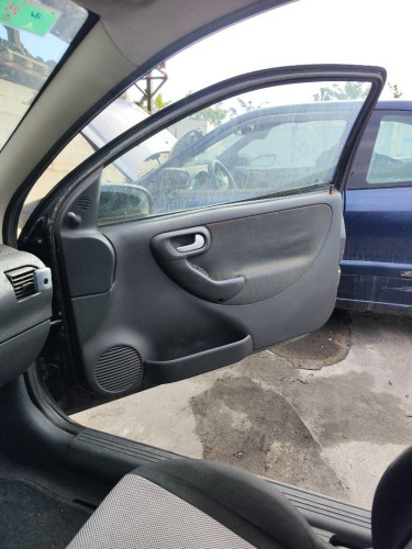 GUARNECIDO PUERTA DELANTERA DERECHA OPEL CORSA C 