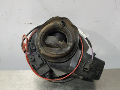 TAPA EXTERIOR COMBUSTIBLE, AUDI, A1 (8X1)