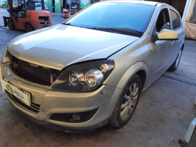 OPEL ASTRA H BERLINA